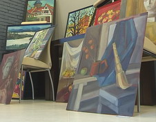 Выставка На стульях