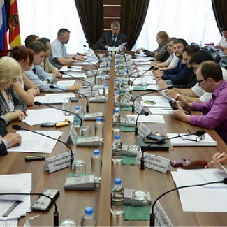 Молодёжному предпринимательству — особое внимание