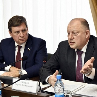 C местного уровня - к федеральной повестке