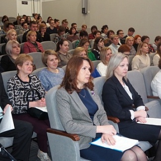 Теорию, практику и аспекты нормативно-правовой базы обсудили в Твери социальные работники области