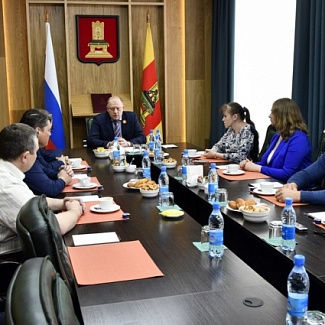 Сергей Голубев провел встречу с тверскими поисковиками