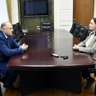 Состоялась рабочая встреча Сергея Голубева с депутатом Государственной Думы Юлией Сарановой