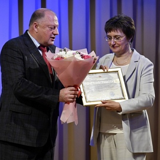 В преддверии профессионального праздника в Твери чествовали работников здравоохранения