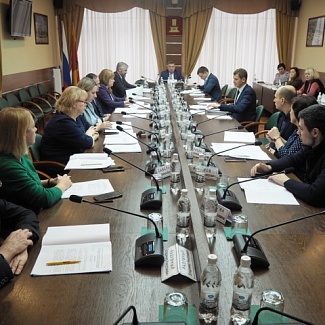 Состоялось заседание комитета по госустройству и местному самоуправлению