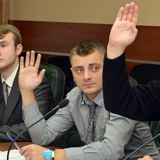 Молодежный парламент предложил учредить знак «Почетный донор Тверской области»