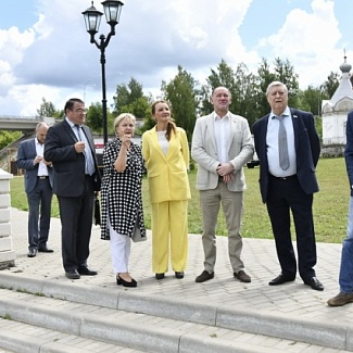 В рамках «Парламентского дня» депутаты Законодательного Собрания посетили в Старице объекты туристско-рекреационной инфраструктуры