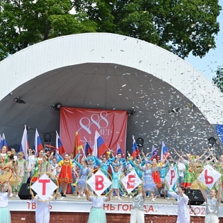 Муниципальные образования Верхневолжья отметили дни рождения