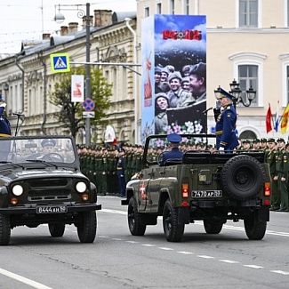 В Твери состоялось торжественное прохождение войск в честь 80-летия Великой Победы
