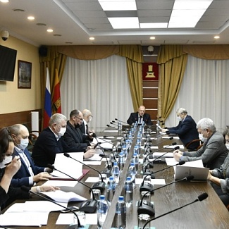 В областном парламенте продолжается подготовка к рассмотрению в первом чтении проекта бюджета Тверской области