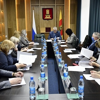 В областном парламенте обсудили изменения в федеральный закон о занятости населения