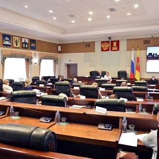 Постоянные комитеты Законодательного Собрания рекомендуют проект закона об областном бюджете к принятию во втором чтении