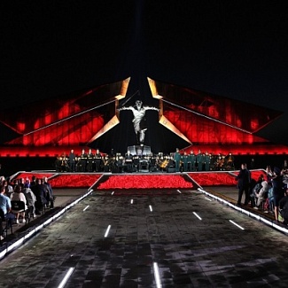 Члены Совета законодателей ЦФО приняли участие в открытии первой очереди мемориального комплекса «Курская битва»