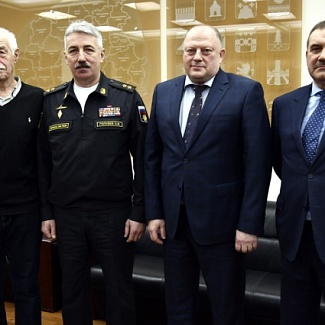 В рамках встречи Сергея Голубева с представителями Ассоциации тверских землячеств обсуждались вопросы развития военно-патриотической работы