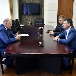 Сергей Голубев провел рабочую встречу с управляющим Тверским отделением ПАО Сбербанк Валерием Виноградовым