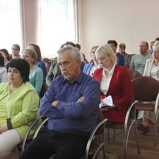 Вопросы ранней диагностики болезней системы кровообращения и онкозаболеваний обсудили за «круглым столом» в Бежецке