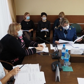 Состоялось заседание комитета по аграрной  политике и природопользованию