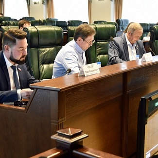 Комитет заслушал информацию Контрольно-счетной палаты и регионального минэкономразвития