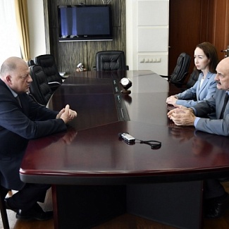 Сергей Голубев провел рабочую встречу с управляющим банка ВТБ в Тверской области Николаем Кудрявцевым