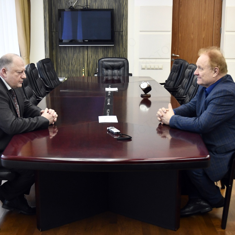Сергей Голубев провел рабочую встречу с директором-художественным руководителем Тверской академической областной филармонии Владимиром Беловым