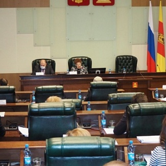 Комитеты рекомендуют законопроект об областном бюджете к принятию во втором чтении