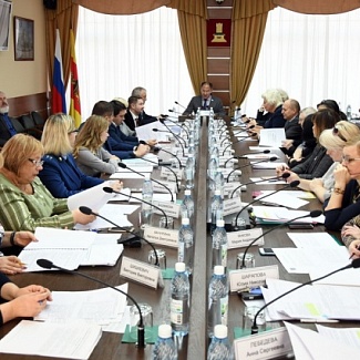 Электронные рецепты, трудные подростки, культурное наследие