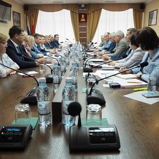 Делегация Калужской области познакомилась с опытом создания муниципальных округов в Тверской области