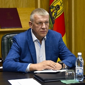 Депутаты обсуждают перспективы развития транспортной отрасли