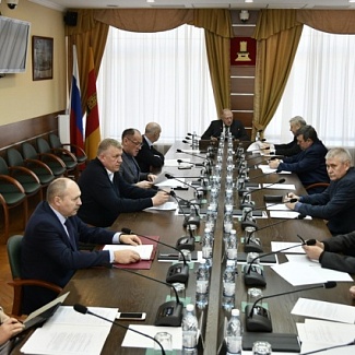 Состоялось заседание Совета областного парламента