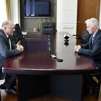 Сергей Голубев провел встречу с Почетным гражданином Тверской области Владимиром Сусловым