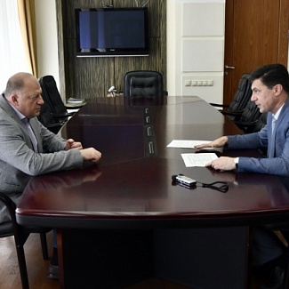 Сергей Голубев провел рабочую встречу с управляющим Отделением Пенсионного фонда РФ по Тверской области Вячеславом Воеводиным