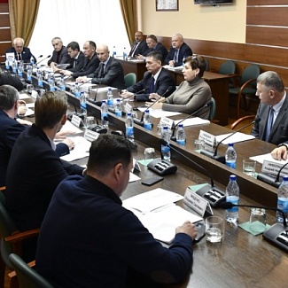 На расширенном заседании Совета депутатской фракции «Единая Россия» в Законодательном Собрании рассмотрена Стратегия развития промышленности Тверской области до 2030 года