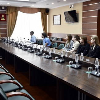 В Законодательном Собрании Тверской области прошла очередная экскурсия