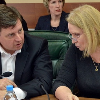 Комитет рассмотрел поправки в бюджет